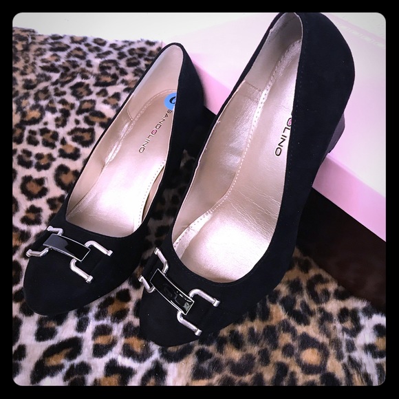 bandolino wedge heels